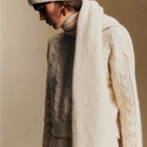 NWOT Sezane Ecru Marianne Scarf